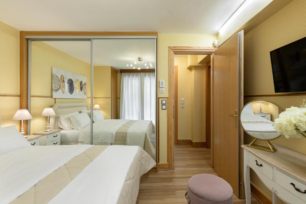 Vouliagmeni'S Elegance By Acropolis Suites Athens Ngoại thất bức ảnh